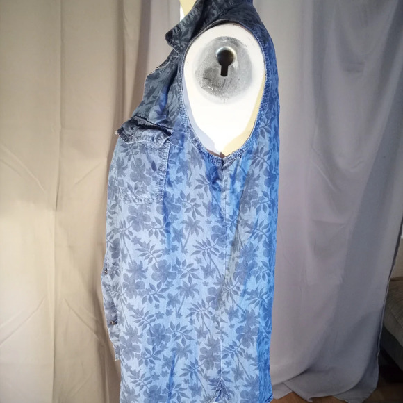 Buffalo David Bitton Blue Floral Denim Vest - Picture 3 of 3